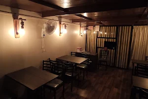 Dragon Hut Chinese Resto | Best Chinese restaurant in Satara | AC restaurant image
