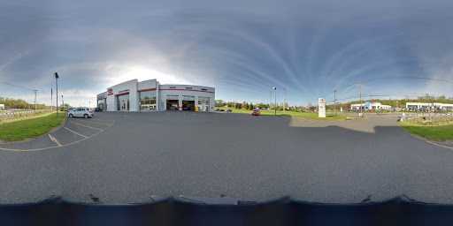 Used Car Dealer «Toyota World of Newton», reviews and photos, 66 Hampton House Rd, Newton, NJ 07860, USA