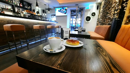 THE VILLA CAFE