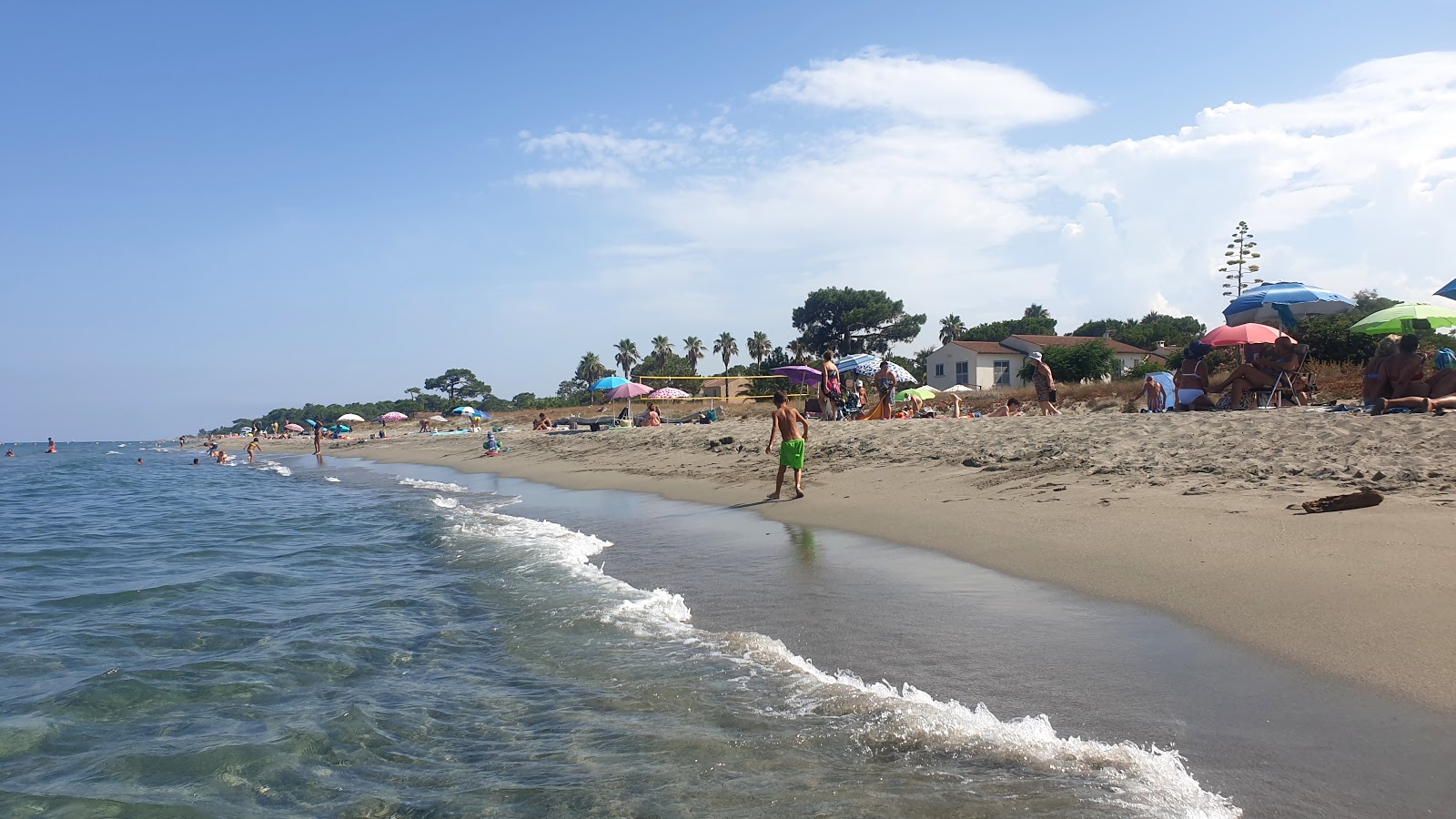 Photo of Plage de Pineto with very clean level of cleanliness