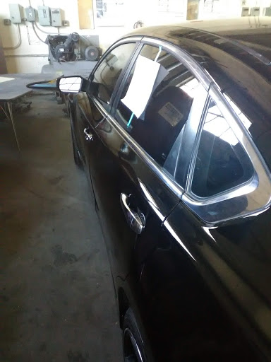 Auto Body Shop «Maaco Collision Repair & Auto Painting», reviews and photos, 2035 E Carson St, Long Beach, CA 90807, USA