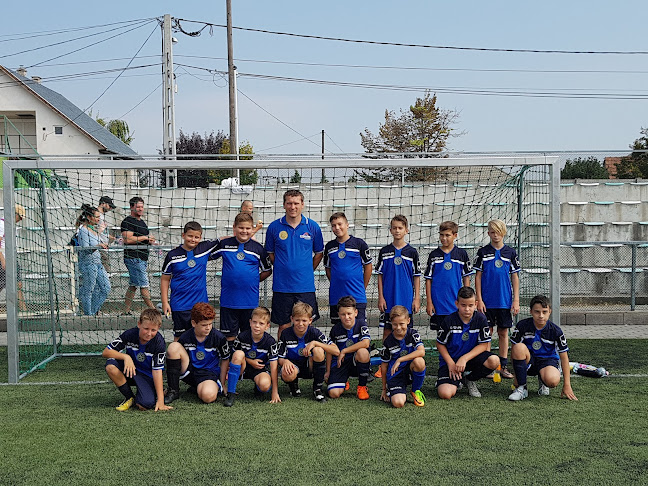 Szigetszentmiklósi focipálya - Szigetszentmiklós