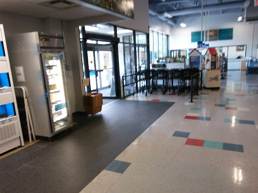 Pet Supply Store «Petco Animal Supplies», reviews and photos, 1885 S Randall Rd, Geneva, IL 60134, USA