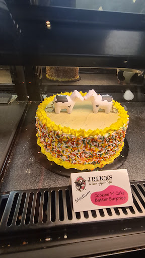 Ice Cream Shop «J.P. Licks», reviews and photos, 150 Charles St, Boston, MA 02114, USA