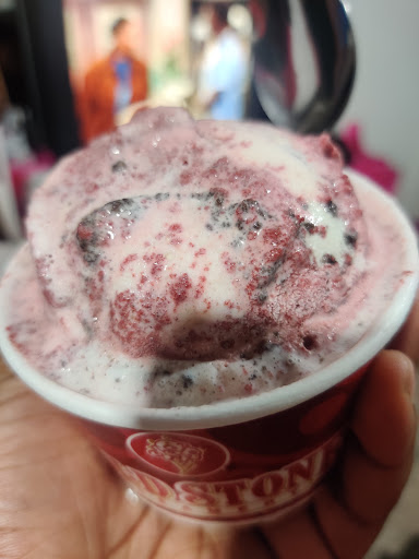 Ice Cream Shop «Cold Stone Creamery», reviews and photos, 6 Broadway, Lynbrook, NY 11563, USA
