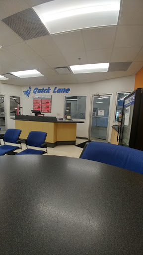 Ford Dealer «Roberts Motors», reviews and photos, 4350 N Alby St, Alton, IL 62002, USA