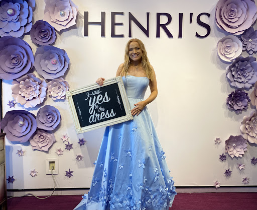Boutique «Henris Prom, Pageant & Bridal Boutique», reviews and photos, 110 N Market St, Minerva, OH 44657, USA
