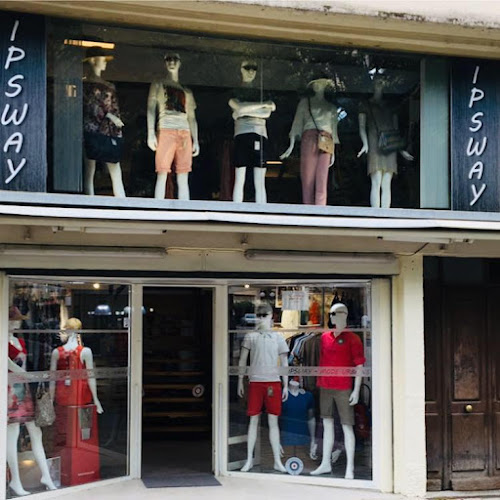 IPSWAY Vêtements mode Hommes Femmes à Le Vigan