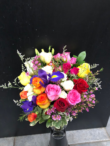 Florist «Gardelina Flowers», reviews and photos, 21100 Dulles Town Cir #299, Sterling, VA 20166, USA