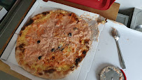 Plats et boissons du Pizzas à emporter Max Pizza Nyons - n°2