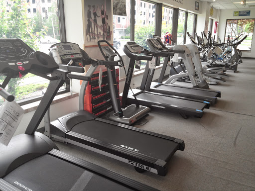 Sporting Goods Store «Durst Cycle and Fitness», reviews and photos, 1112 W University Ave, Urbana, IL 61801, USA