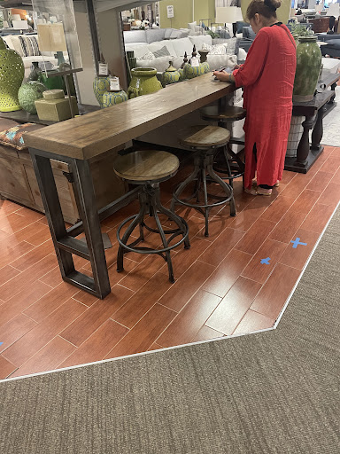 Furniture Store «Marlo Furniture», reviews and photos, 5650 General Washington Dr, Alexandria, VA 22312, USA