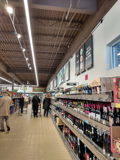 Supermarket «ALDI», reviews and photos, 571 E 24th St, Holland, MI 49423, USA