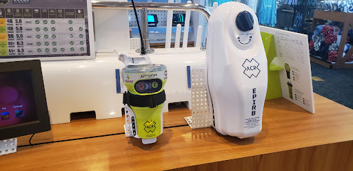 Marine Supply Store «West Marine», reviews and photos, 2401 S Andrews Ave, Fort Lauderdale, FL 33316, USA