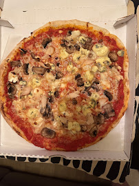 Plats et boissons du Pizzeria Pizzas Luisa à Metz - n°4