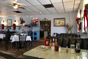 Tiny's Family Restaurant And lounge image