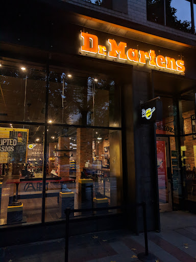 Clothing Store «The Dr. Martens Store», reviews and photos, 1527 4th Ave, Seattle, WA 98101, USA