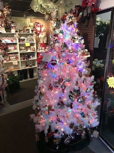 Florist «Village Petals Inc», reviews and photos, 573 S Grant Ave, Columbus, OH 43206, USA