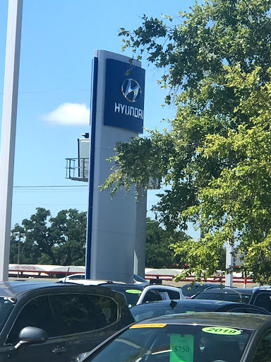 Hyundai Dealer «Eckert Hyundai Inc», reviews and photos, 4011 S Interstate 35 E, Denton, TX 76210, USA