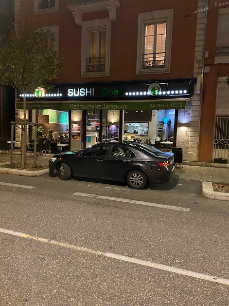 Sushi One - 寿司王 à Grenoble