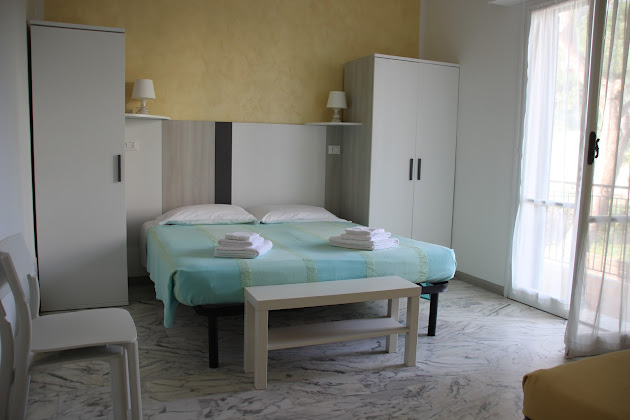 Chambres hôtels Residence Mizar 17027 Pietra Ligure