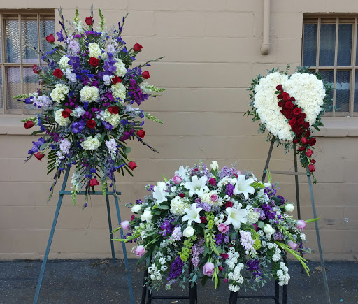 Florist «Village Flowers & Gifts», reviews and photos, 527 W Lodi Ave, Lodi, CA 95242, USA
