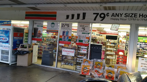 Convenience Store «7-Eleven», reviews and photos, 3726 Mt Olivet Rd, Kalamazoo, MI 49004, USA