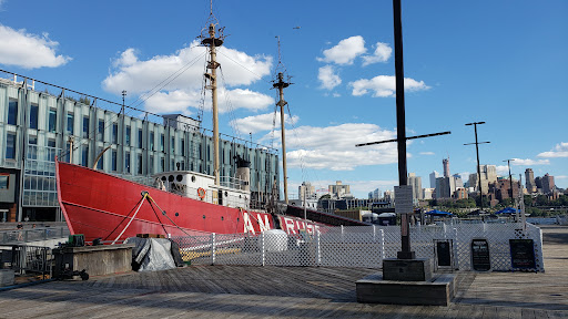 Maritime Museum «South Street Seaport Museum», reviews and photos, 12 Fulton St, New York, NY 10038, USA