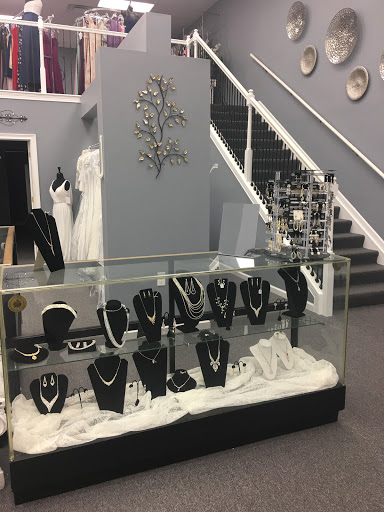 Bridal Shop «Memories Bridal and Prom», reviews and photos, 2835 Cincinnati Dayton Rd, Middletown, OH 45044, USA