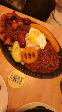 Bandeja paisa du Restaurant latino-américain El Cafetal à Boulogne-Billancourt - n°14