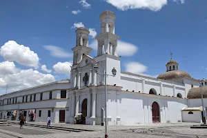 Santo Domingo Square image