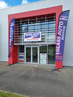 glass auto services à Brécé