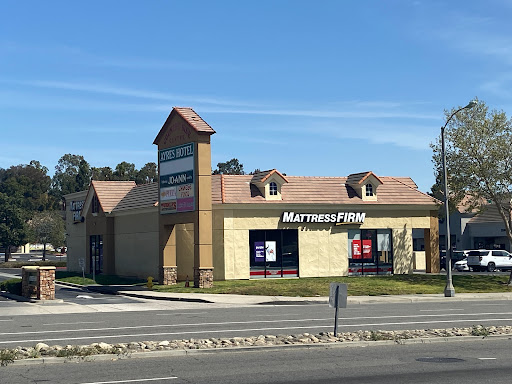 Mattress Firm Countryside Center