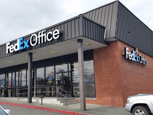 Print Shop «FedEx Office Print & Ship Center», reviews and photos, 2021 5th St c, Eureka, CA 95501, USA