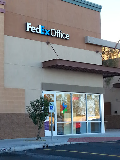 Print Shop «FedEx Office Print & Ship Center», reviews and photos, 9494 W Northern Ave Suite 110, Glendale, AZ 85305, USA