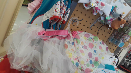 Pet Supply Store «Petco Animal Supplies», reviews and photos, 200 Center Blvd S, Christiana, DE 19702, USA