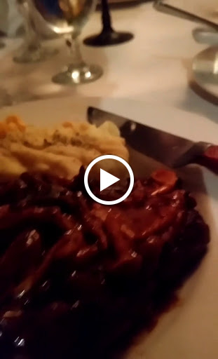 Melvyns Restaurant & Lounge image
