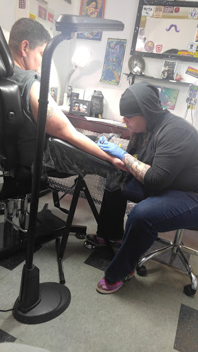 Tattoo Shop «22 Caliber Tattoo Studio», reviews and photos, 3501 Parsons Ave, Columbus, OH 43207, USA