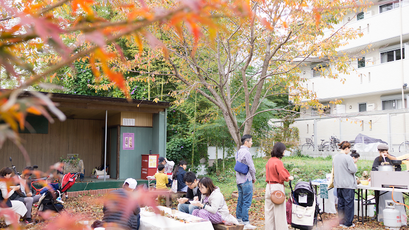 清荒神参道イベント広場