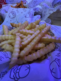 Frites au fromage du Restaurant de hamburgers Gomu à Paris - n°7