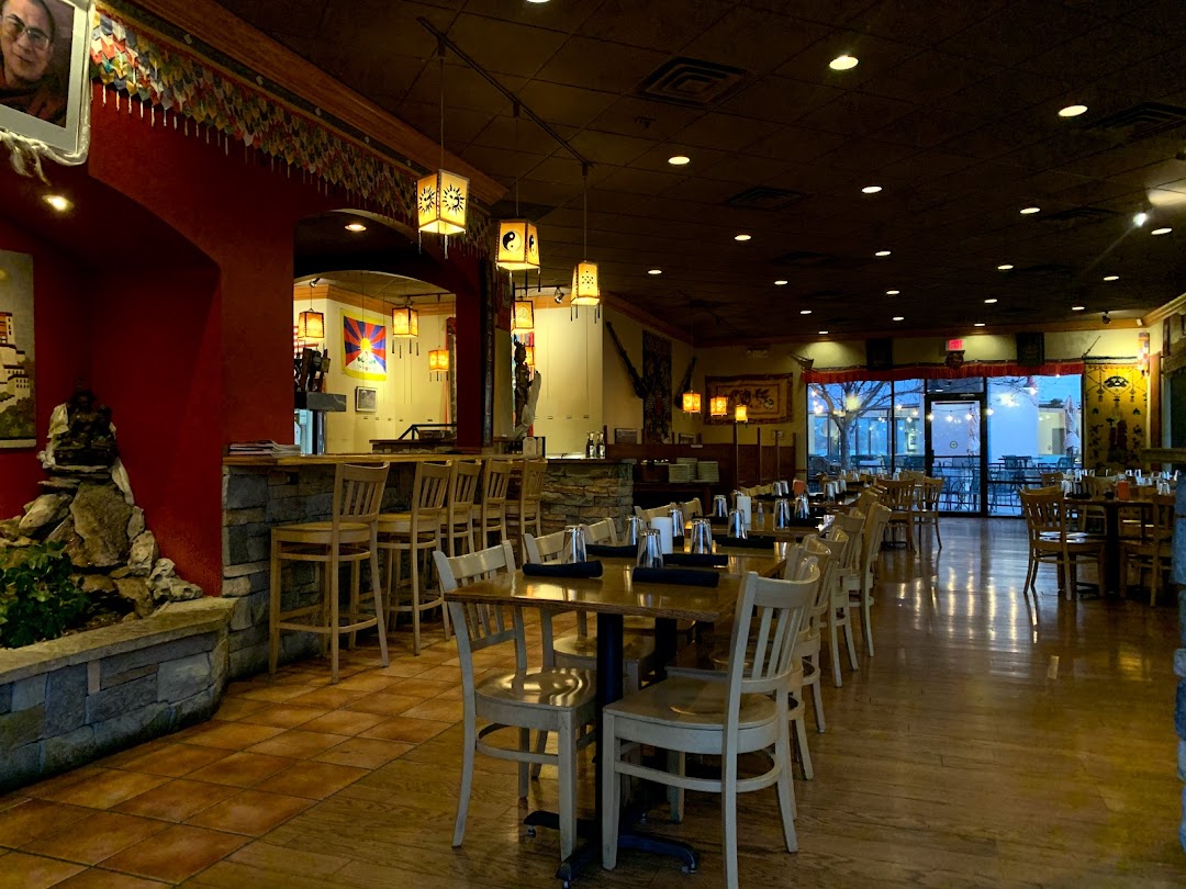 Tibets Restaurant & Bar