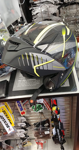 Motorcycle Parts Store «Cycle Gear», reviews and photos, 112 W Fletcher Ave, Tampa, FL 33612, USA