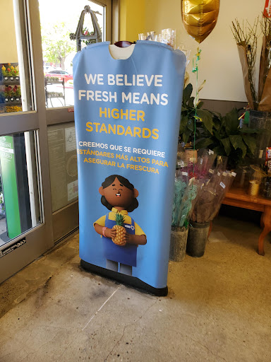 Grocery Store «Ralphs», reviews and photos, 2661 Green River Rd, Corona, CA 92882, USA