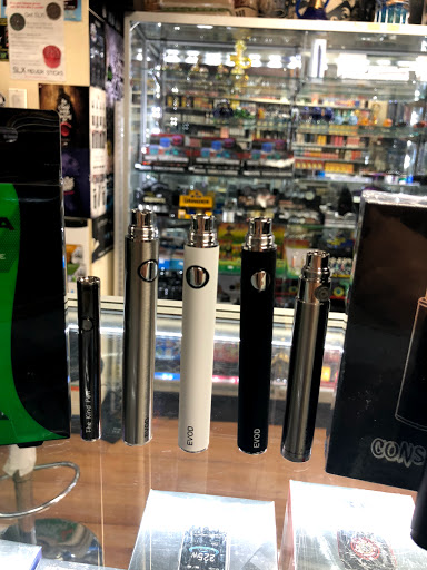 Tobacco Shop «Smoke Shop», reviews and photos, 8505 4th Ave, Brooklyn, NY 11209, USA