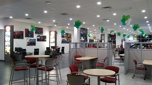 Toyota Dealer «Miller Toyota of Anaheim», reviews and photos, 1331 N Euclid St, Anaheim, CA 92801, USA