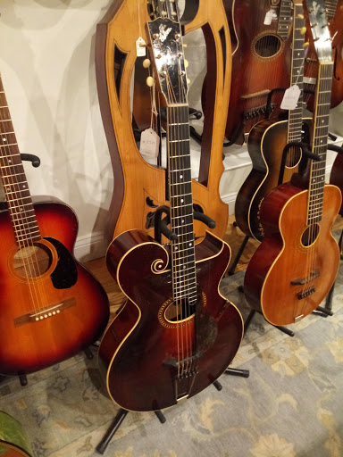 Retrofret Vintage Guitars image 8