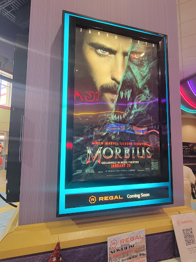 Movie Theater «Regal Cinemas Coldwater Crossing 14», reviews and photos, 211 W Washington Center Rd, Fort Wayne, IN 46825, USA