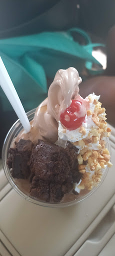 Ice Cream Shop «Twistee Treat Poinciana», reviews and photos, 4485 S Poinciana Blvd, Kissimmee, FL 34758, USA