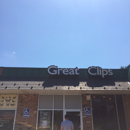 Hair Salon «Great Clips», reviews and photos, 373 E Chestnut Hill Rd #5b, Newark, DE 19713, USA