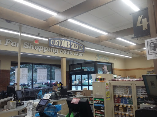 Grocery Store «Food Lion», reviews and photos, 10 Sams Point Rd, Beaufort, SC 29902, USA
